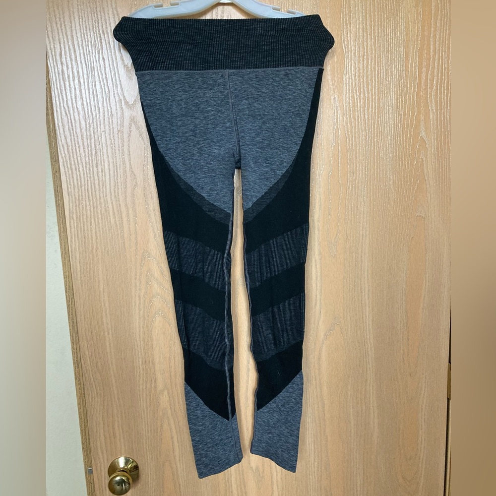 All Yoga Leggings Size Large Black and Grey with contour ribbing compressive